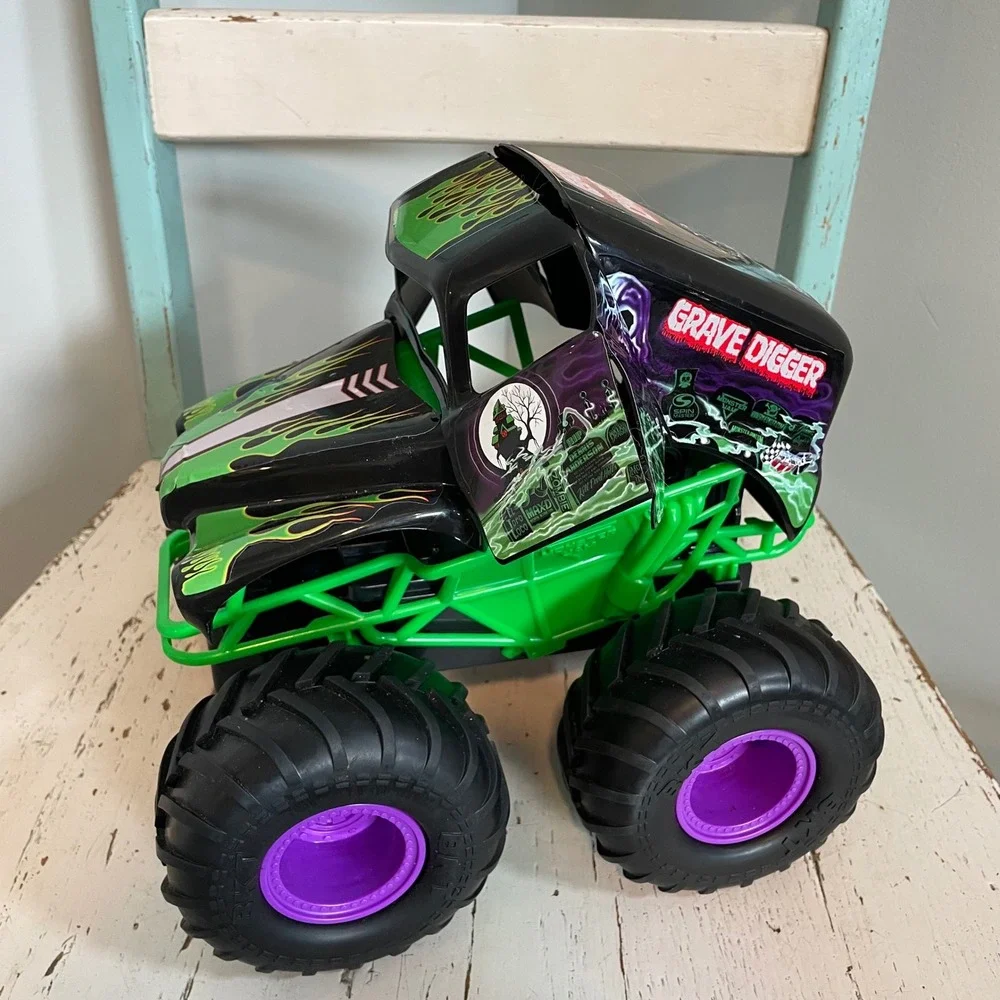 Monster Jam‎ Grave Digger RC Truck Smash & Bash Crash Car Truck Only 1:15